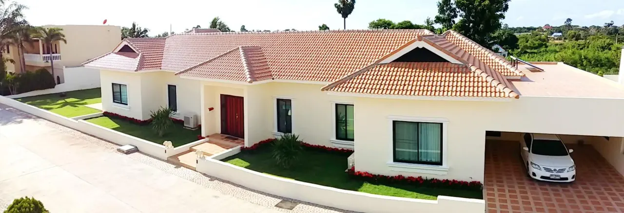 Santa Maria Village