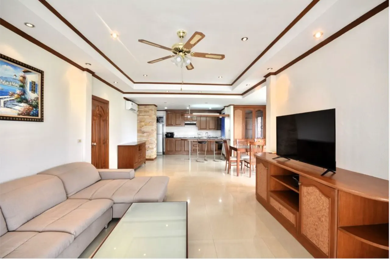 1 bd · 1 ba · 108 m²
