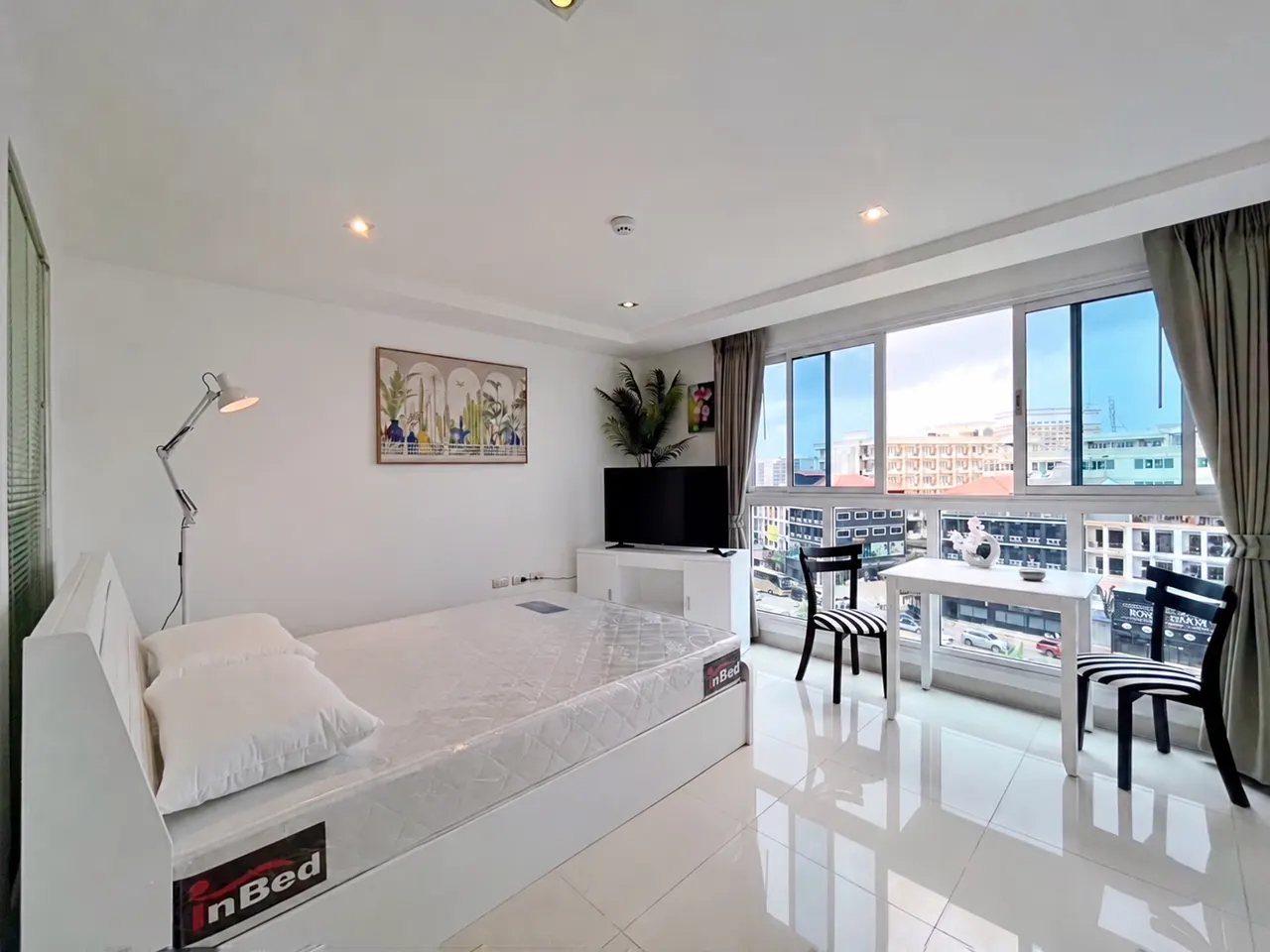 1 ห้องน้ำ · 24 m²