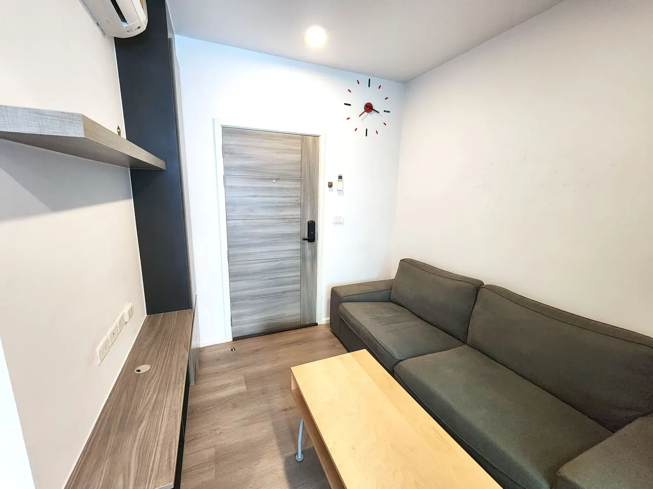 Condo · 2 сп. · 1 ванн. · 30 m²