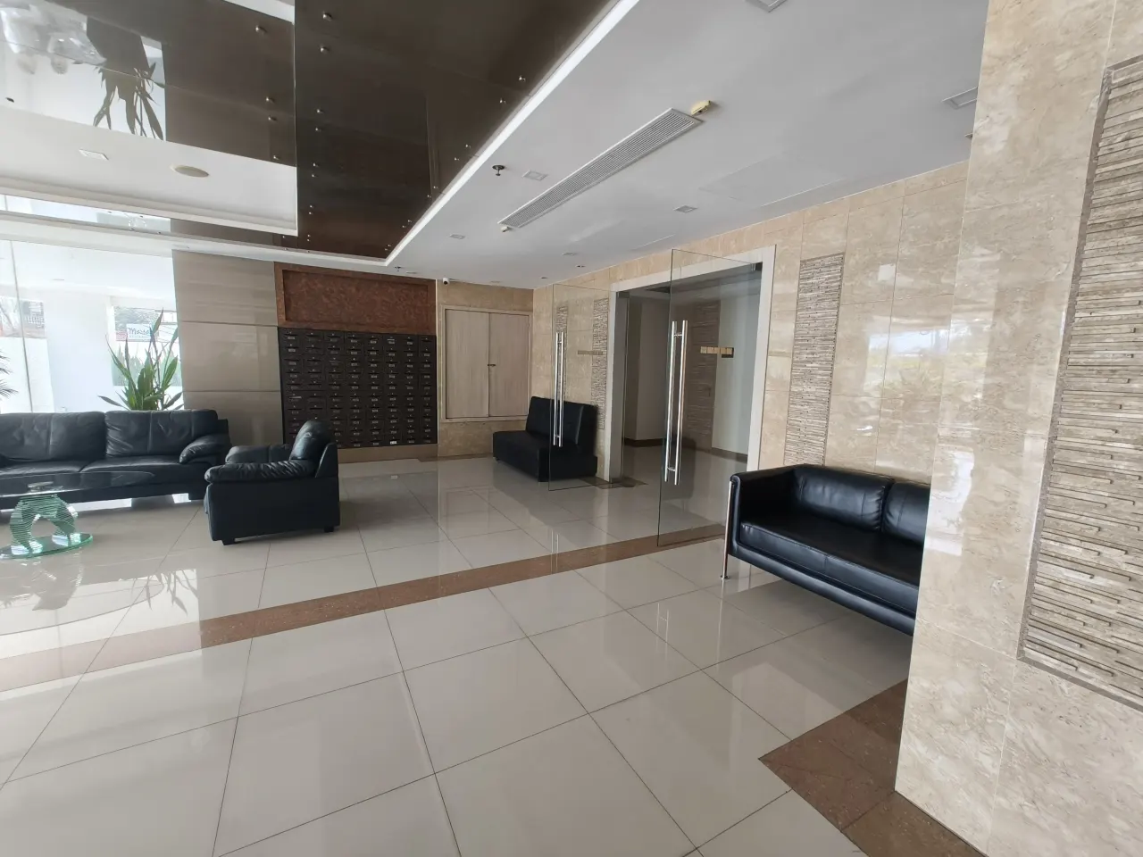 Condo · 2 bd · 2 ba · 100 m²