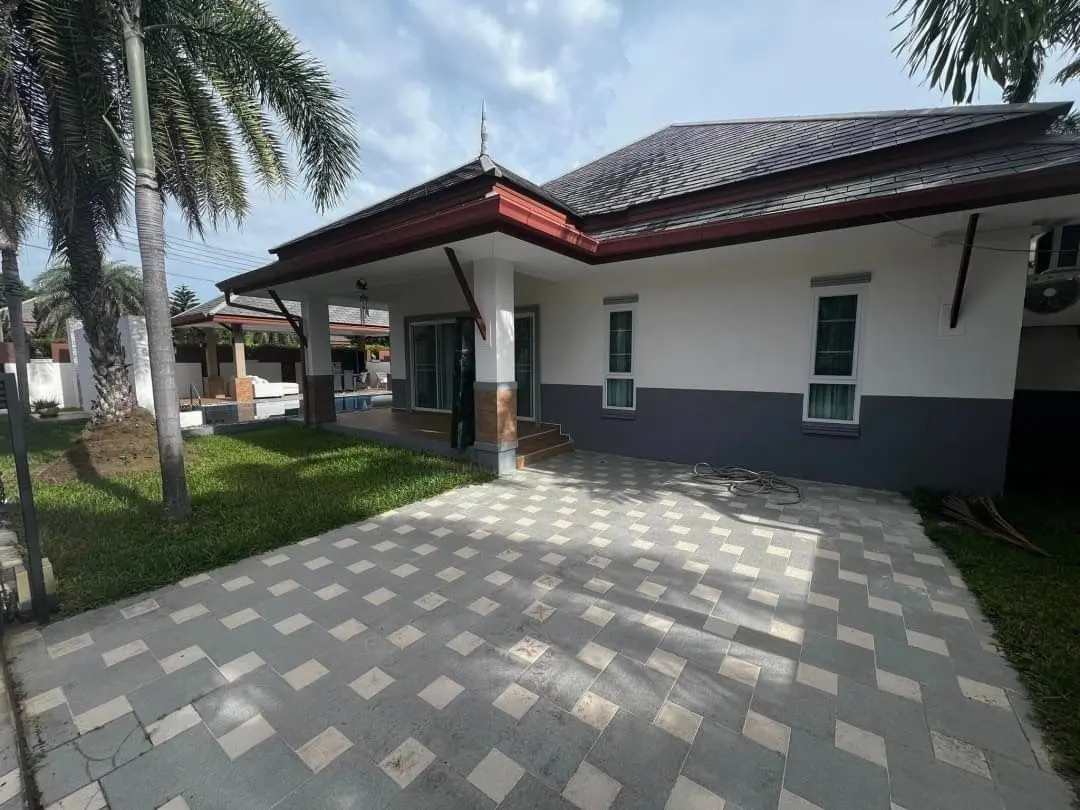 Villa · 4 ห้องนอน · 3 ห้องน้ำ · 233 m²