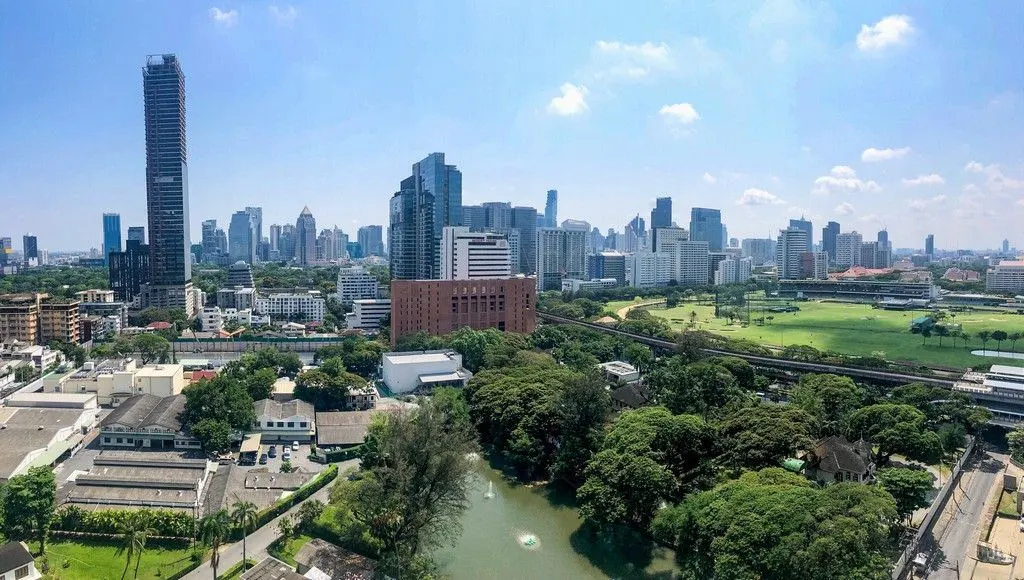 Condo · 2 bd · 2 ba · 126 m²