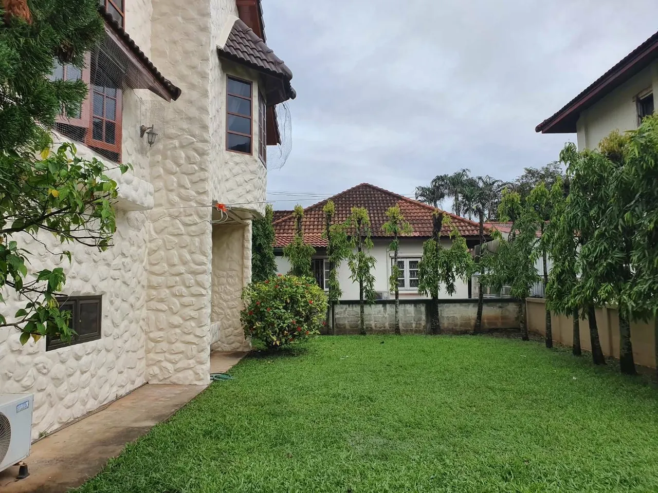 Highland View Place