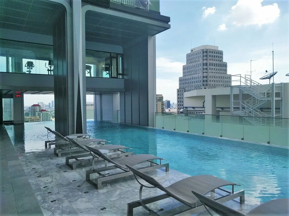 Edge Sukhumvit 23