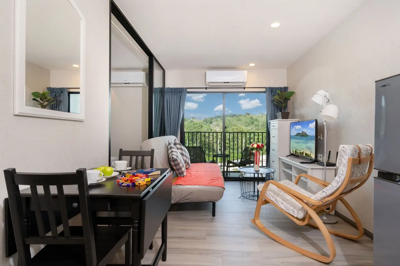 Condo · 1 bd · 1 ba · 39 m²