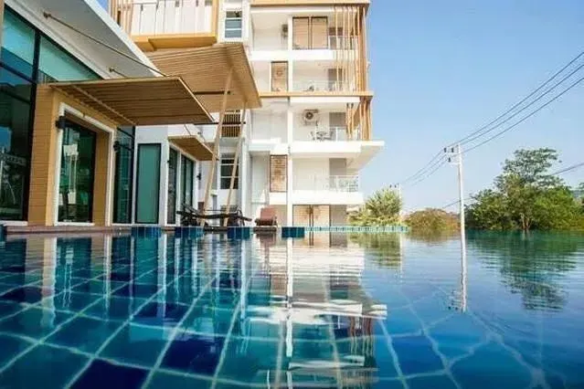 Plus Condo 2