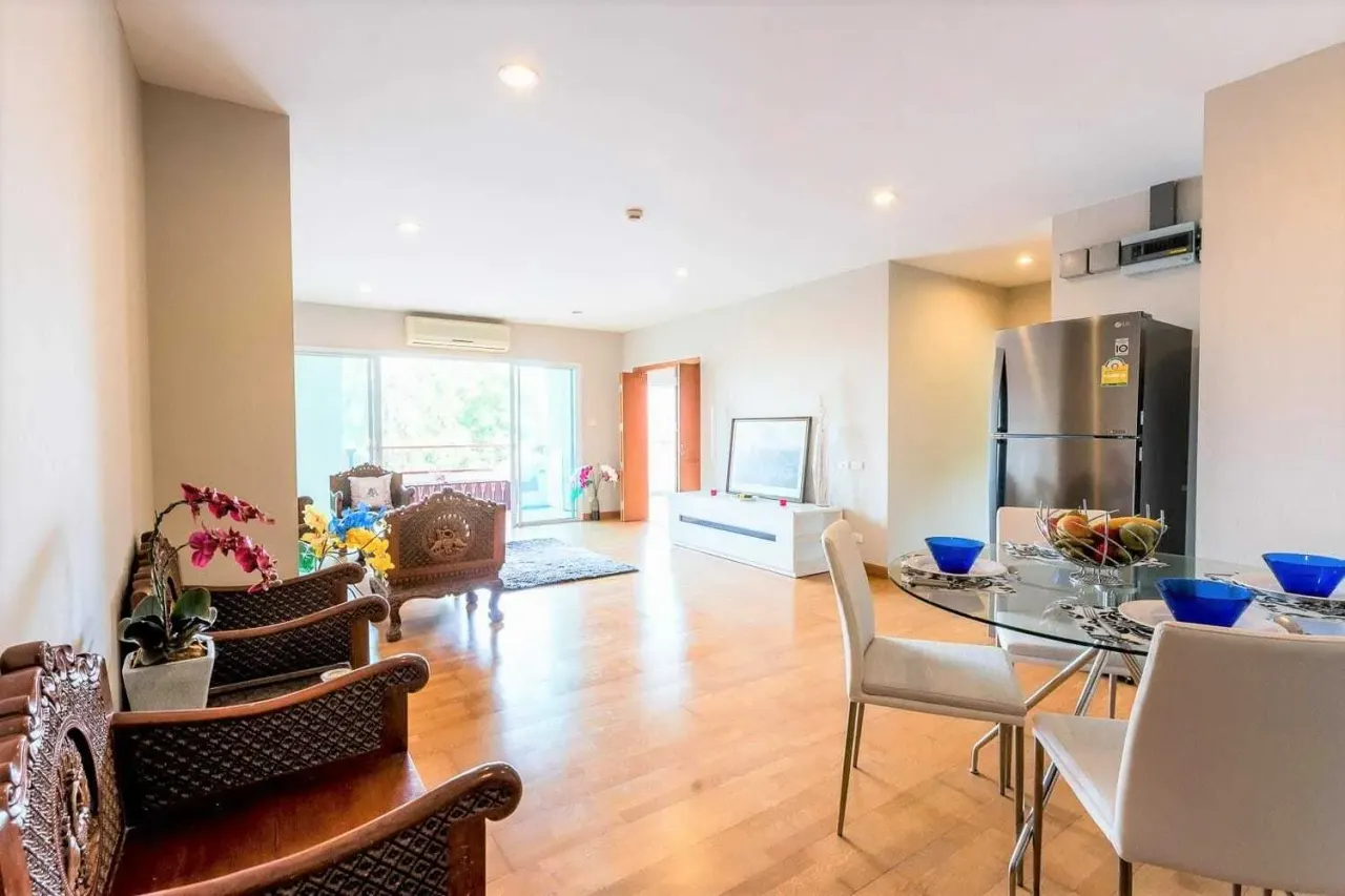 Condo · 2 室 · 2 卫 · 112 m²