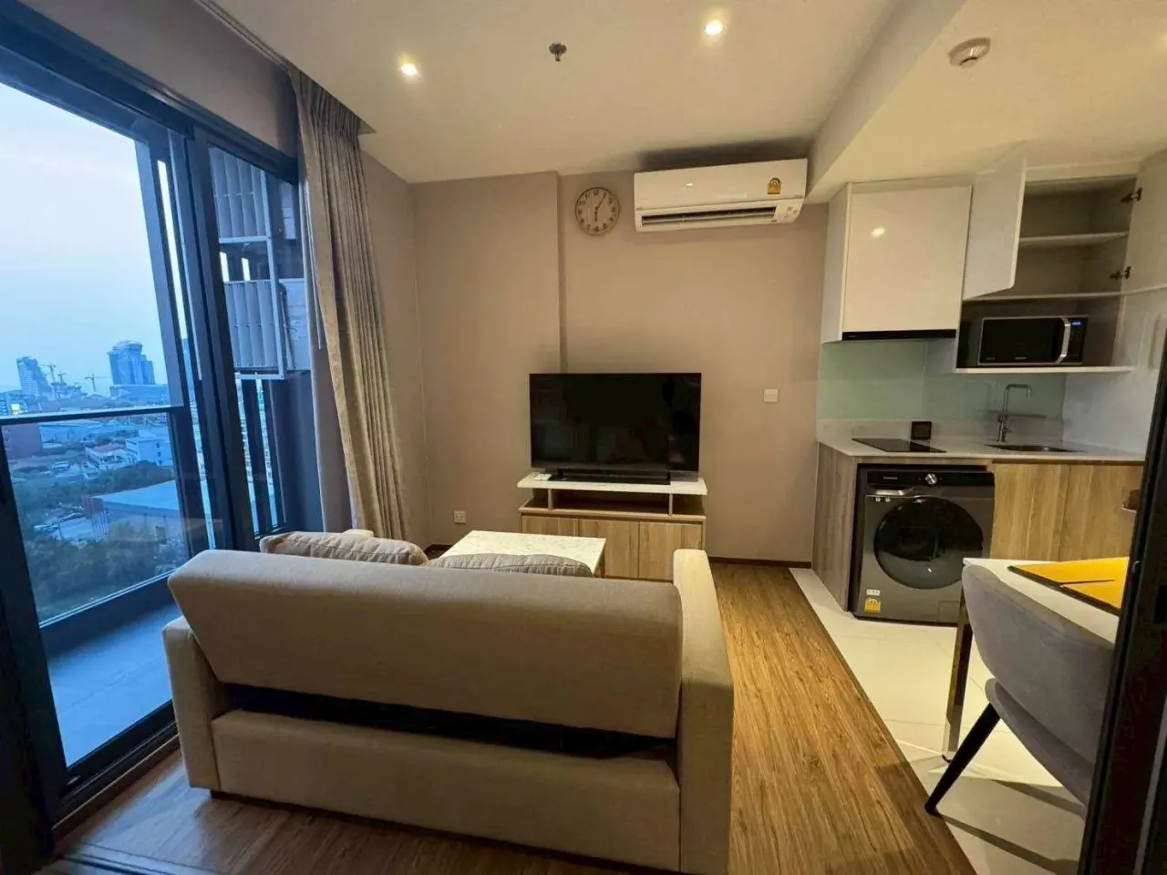 Condo · 1 сп. · 1 ванн. · 35 m²