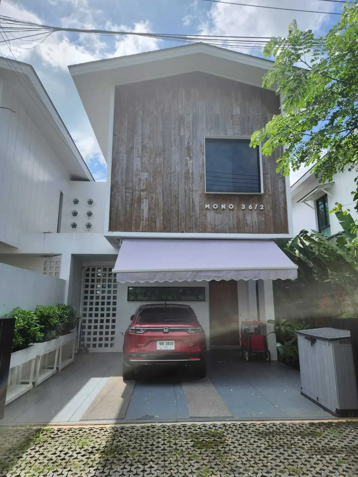 House · 4 bd · 3 ba · 193 m²
