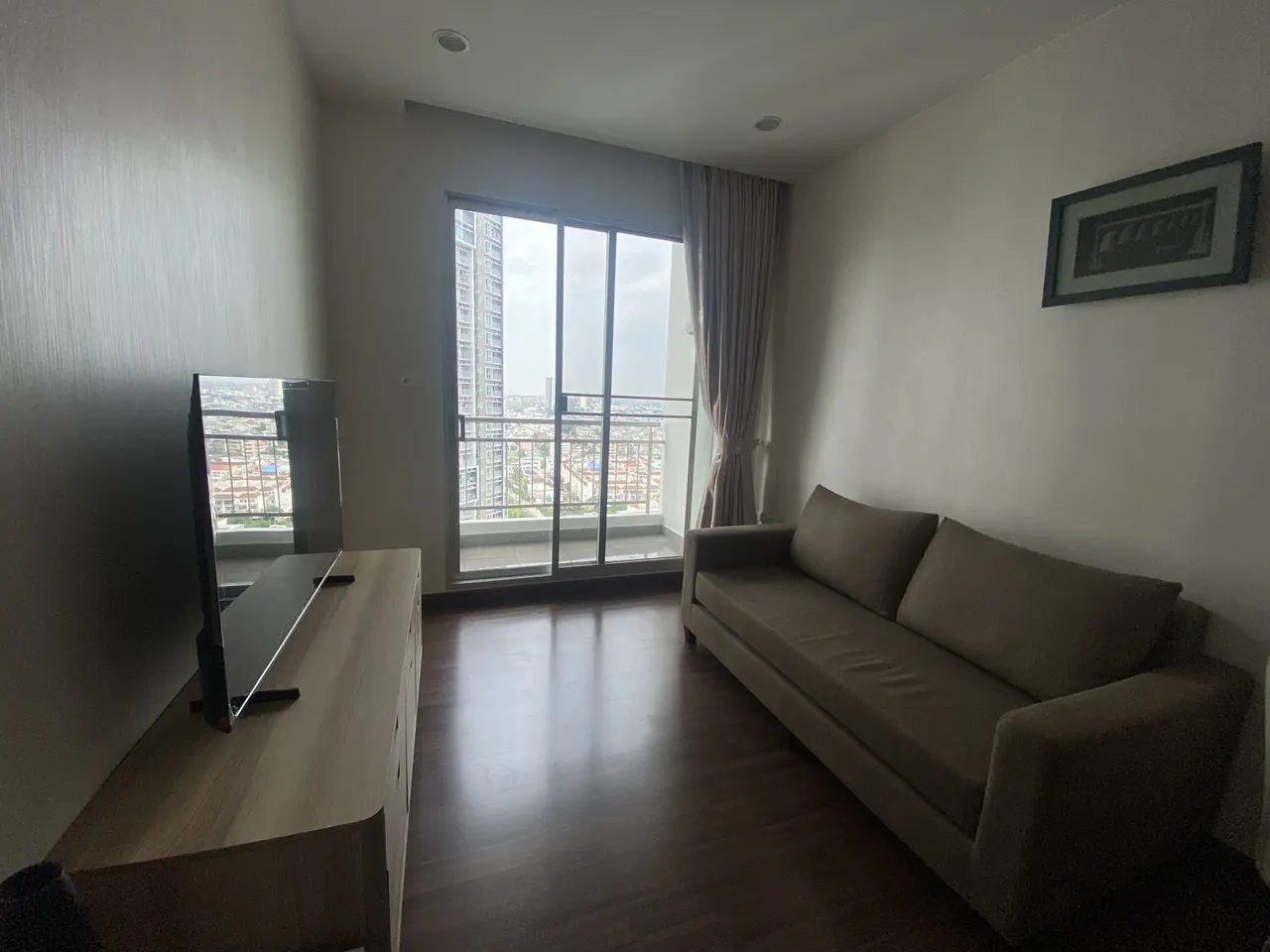 1 bd · 1 ba · 49 m²