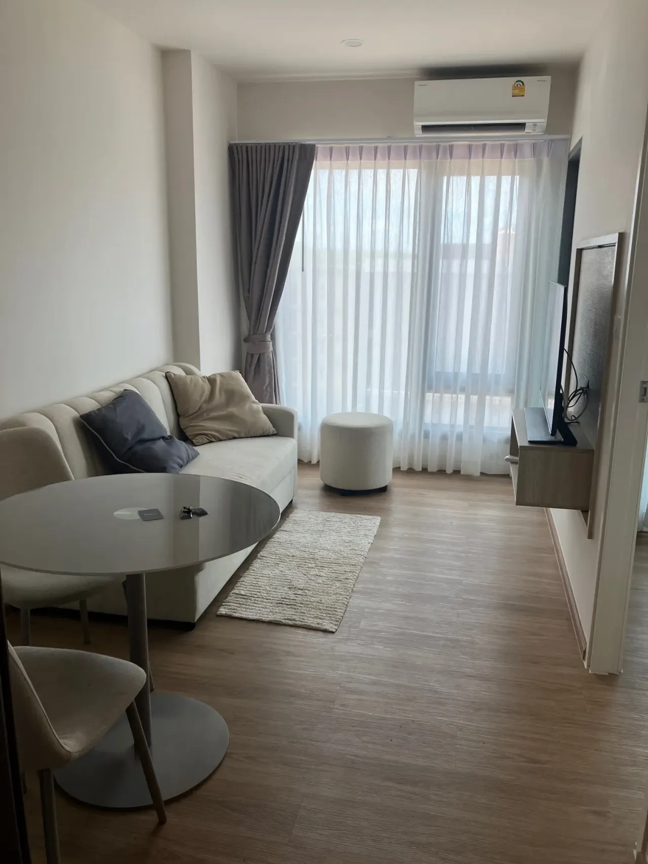 1 ห้องนอน · 1 ห้องน้ำ · 29 m²