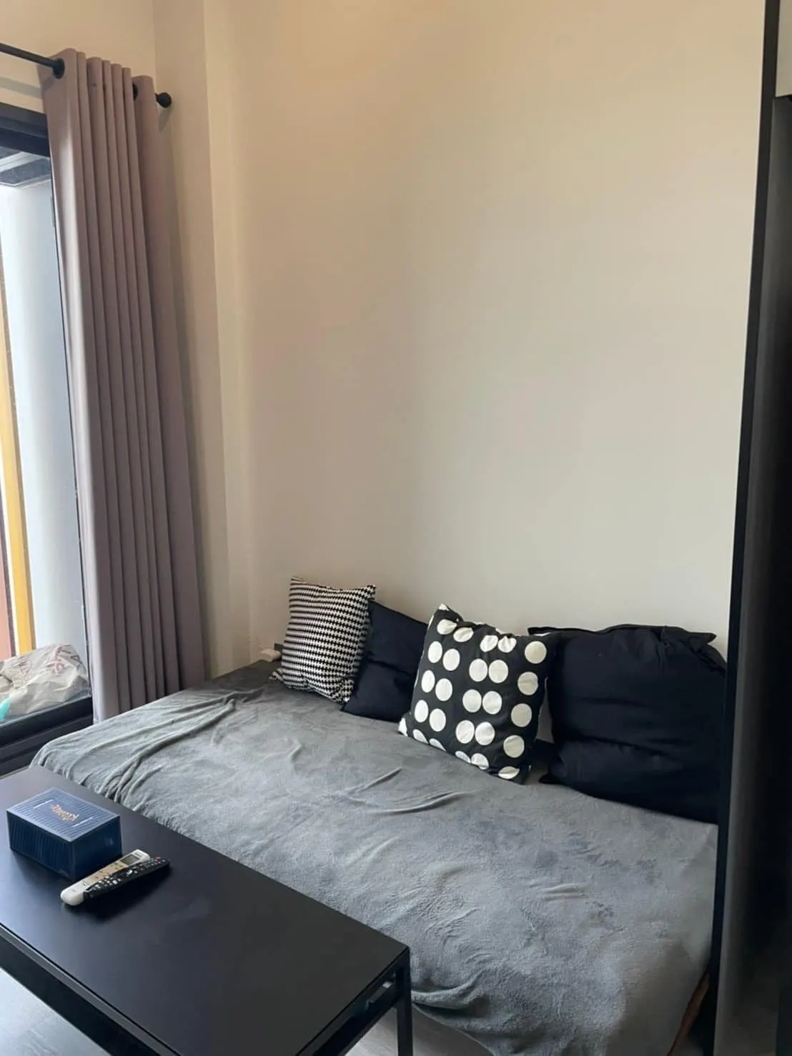Condo · 1 室 · 1 卫 · 28 m²