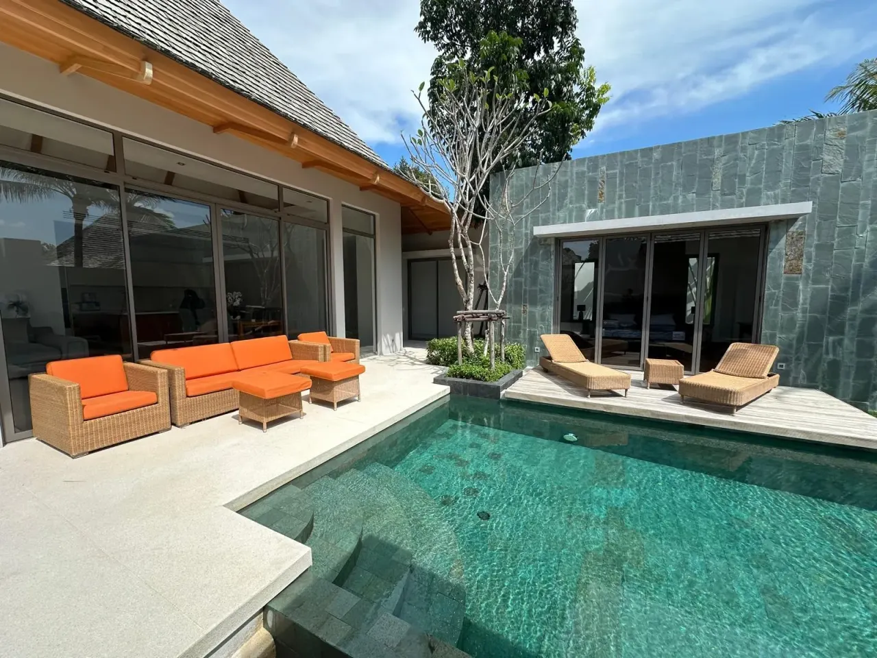 Villa · 3 室 · 3 卫 · 223 m²