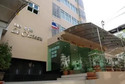 Le Chateau Condo
