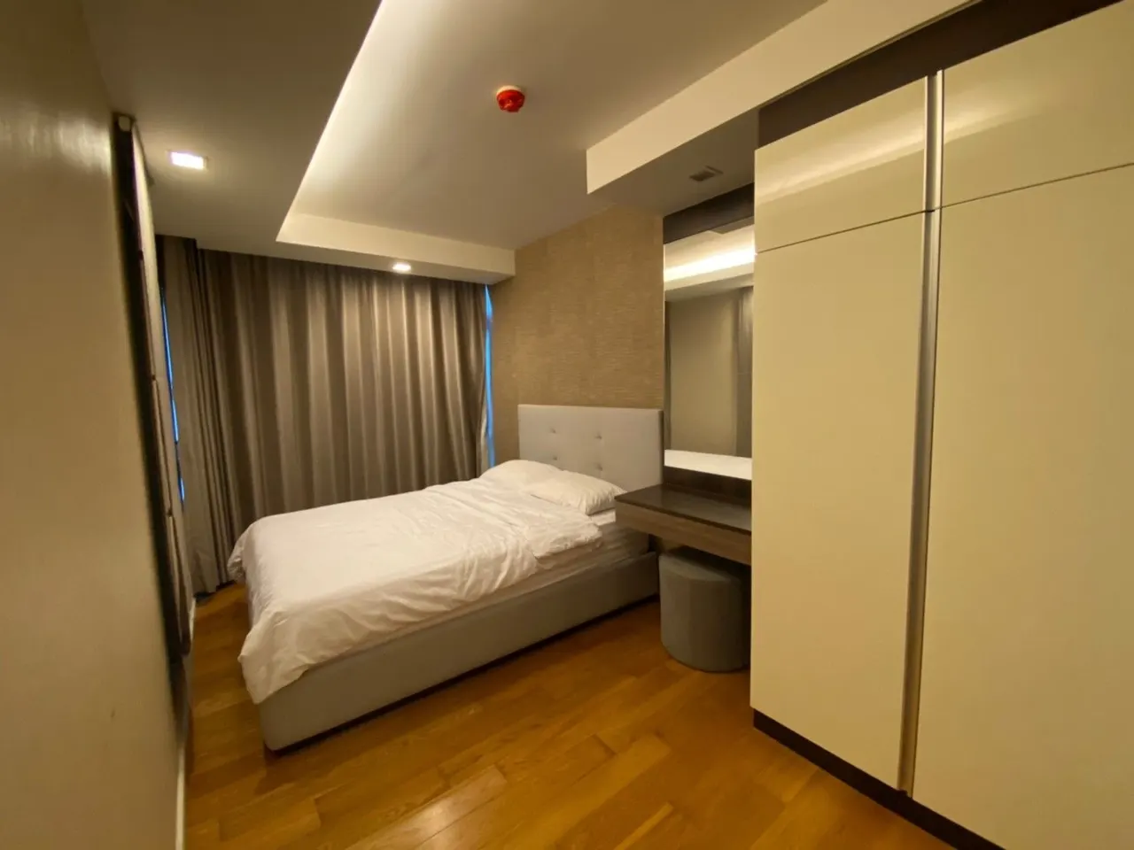Condo · 1 bd · 1 ba · 48 m²