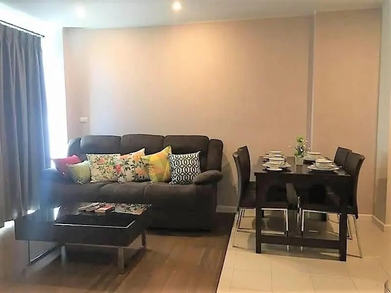 Condo · 1 сп. · 1 ванн. · 48 m²