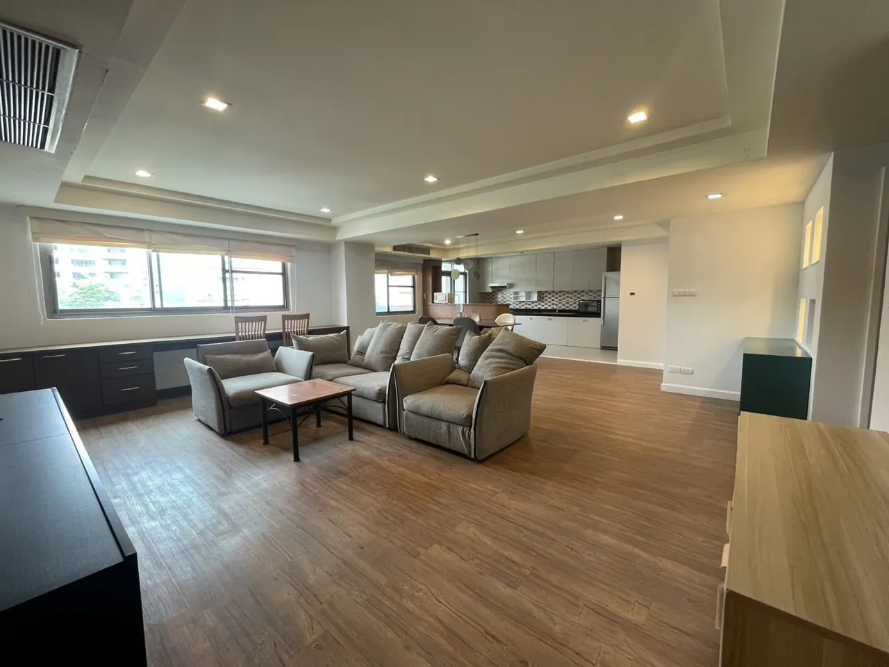Condo · 3 室 · 3 卫 · 162 m²