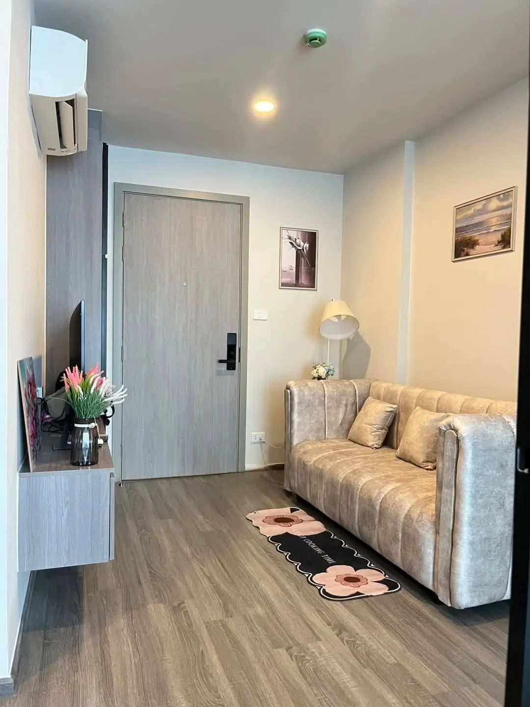 1 ห้องนอน · 1 ห้องน้ำ · 29 m²