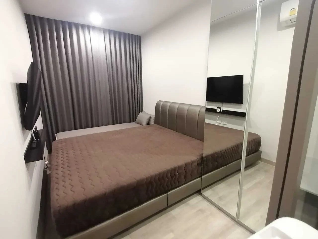 Condo · 1 室 · 1 卫 · 28 m²