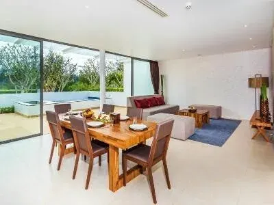 Villa · 3 ห้องนอน · 3 ห้องน้ำ · 345 m²