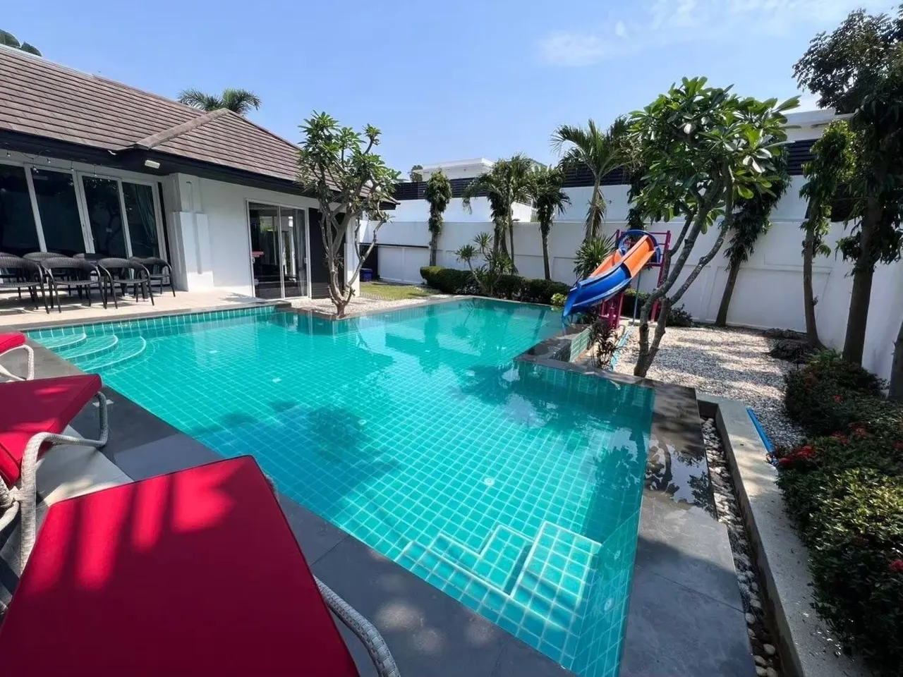 Villa · 4 ch. · 4 sdb · 221 m²
