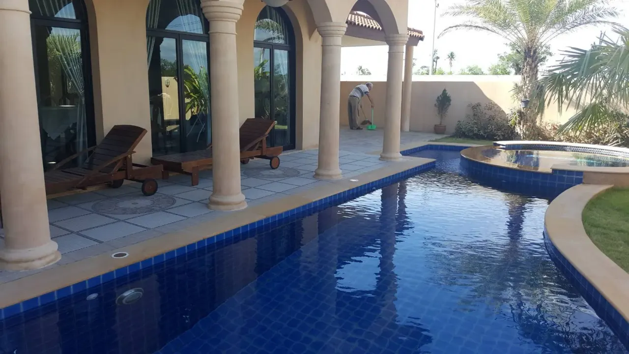 Villa · 3 сп. · 4 ванн. · 240 m²