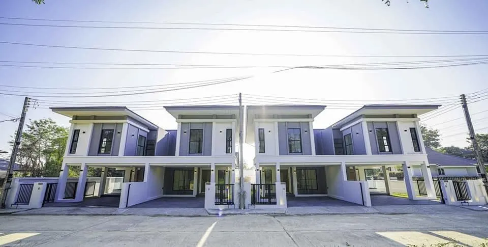 Baan Avarin Home