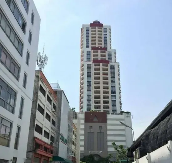 Master View Executive Place