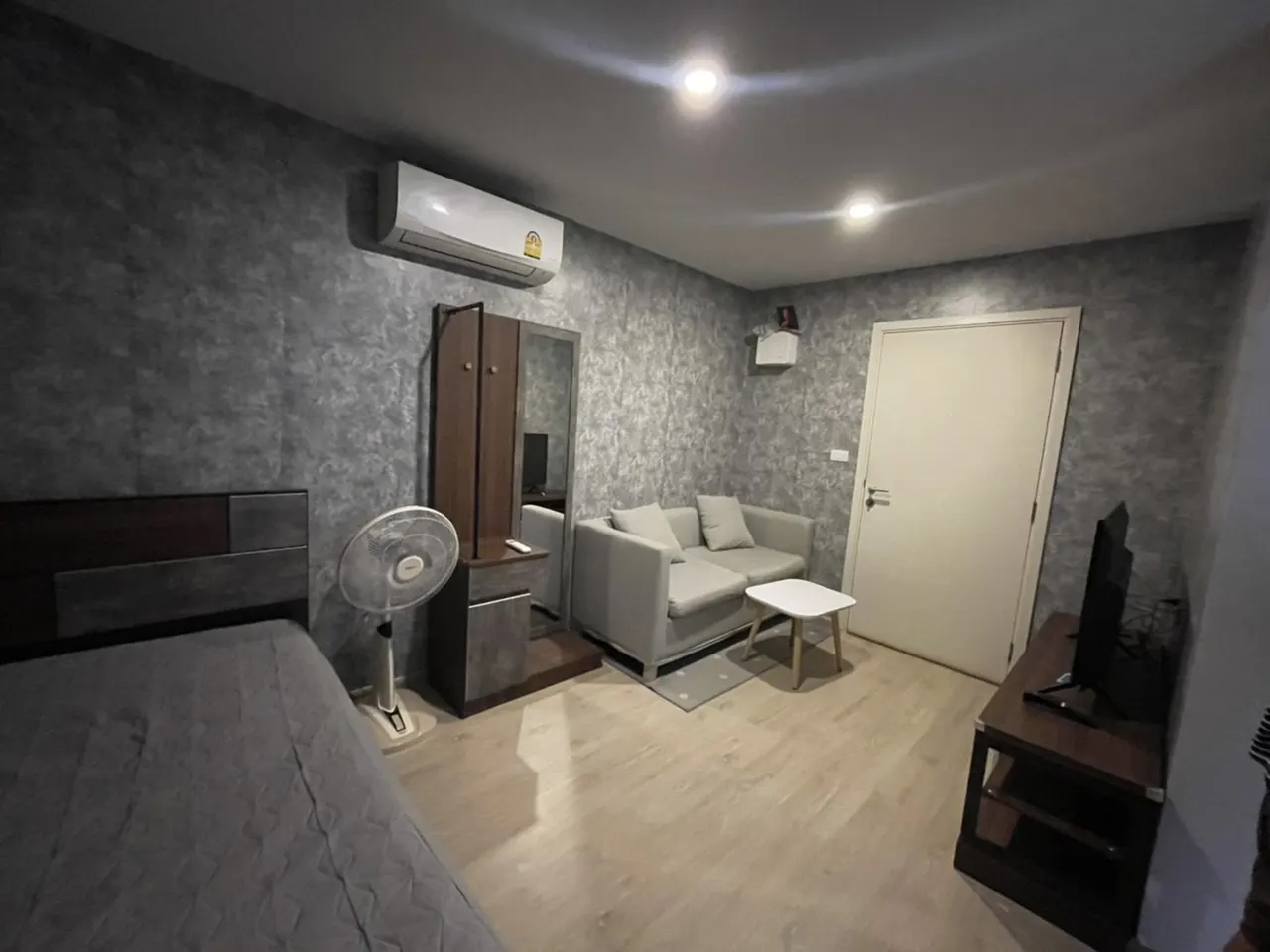 Condo · 1 卫 · 24 m²