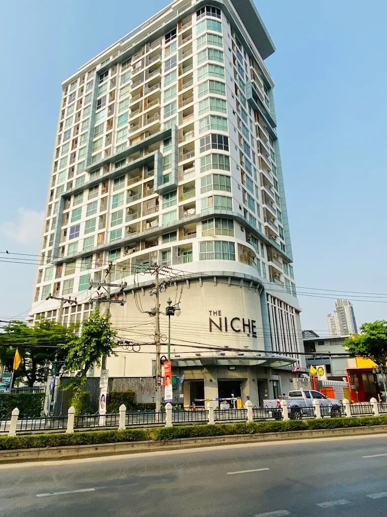The Niche Taksin