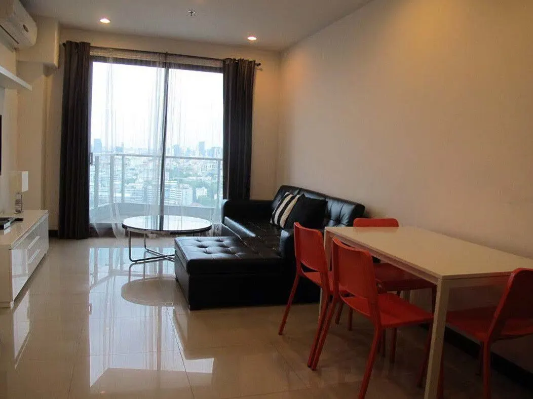 Condo · 1 bd · 1 ba · 62 m²