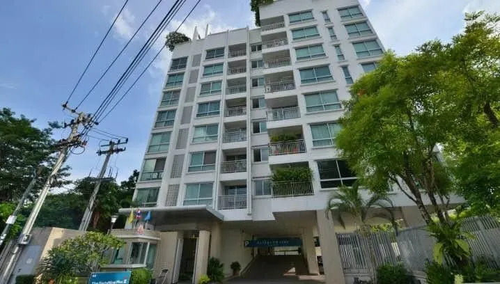 Condo · 1 室 · 1 卫 · 54 m²