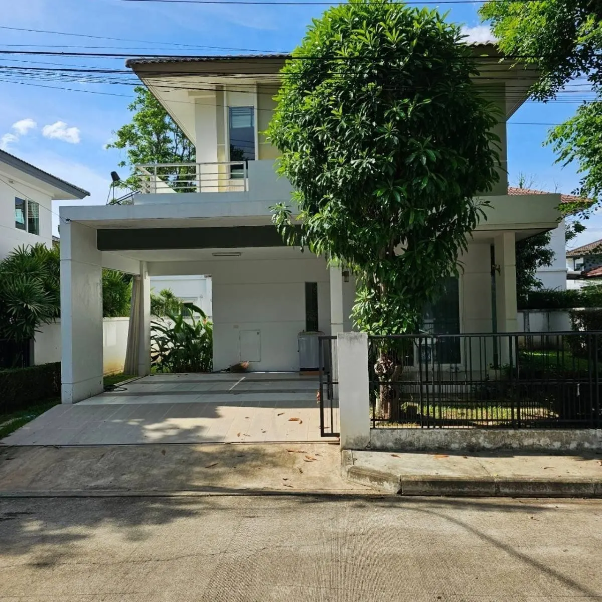 House · 3 bd · 2 ba · 126 m²