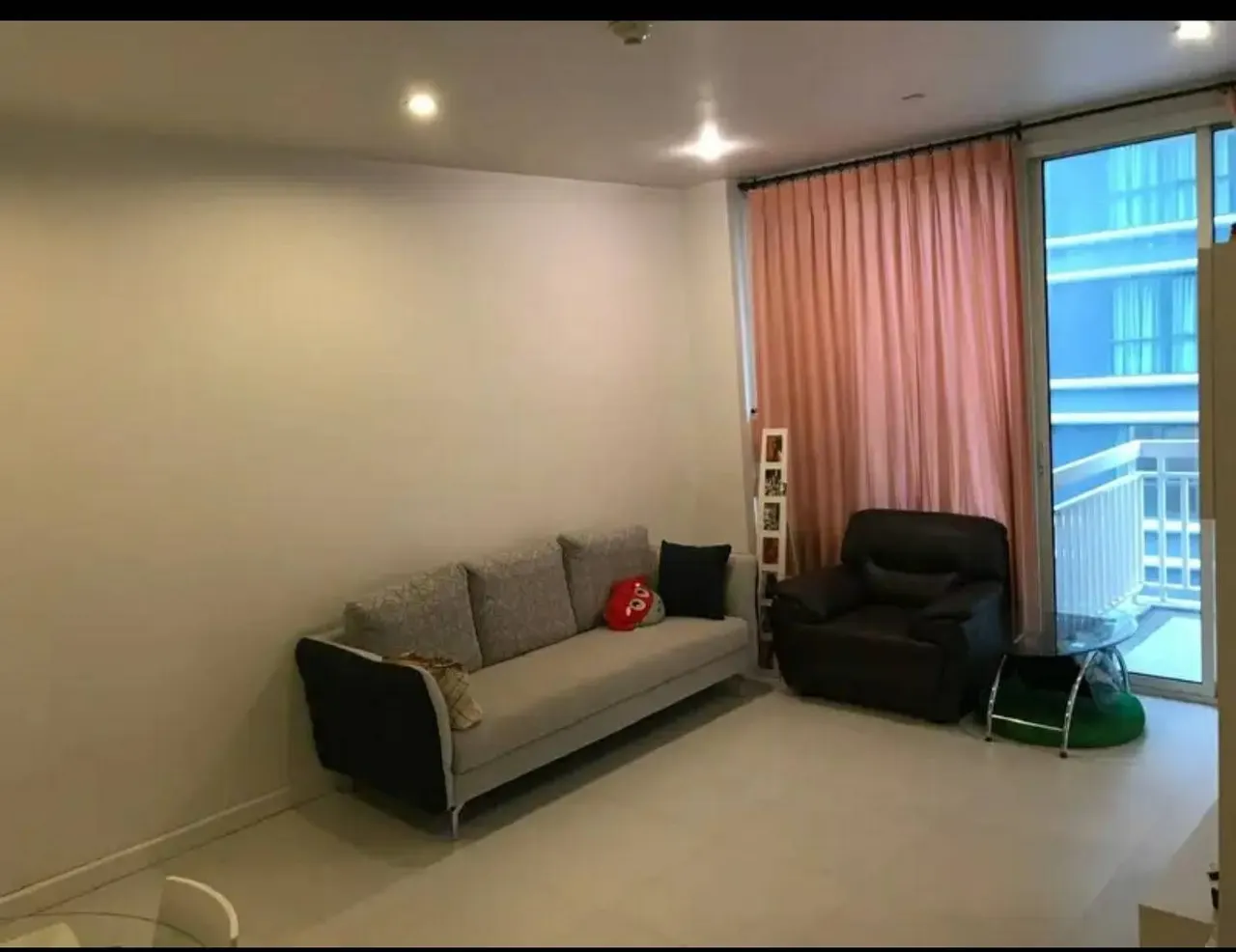 Condo · 1 室 · 1 卫 · 59 m²