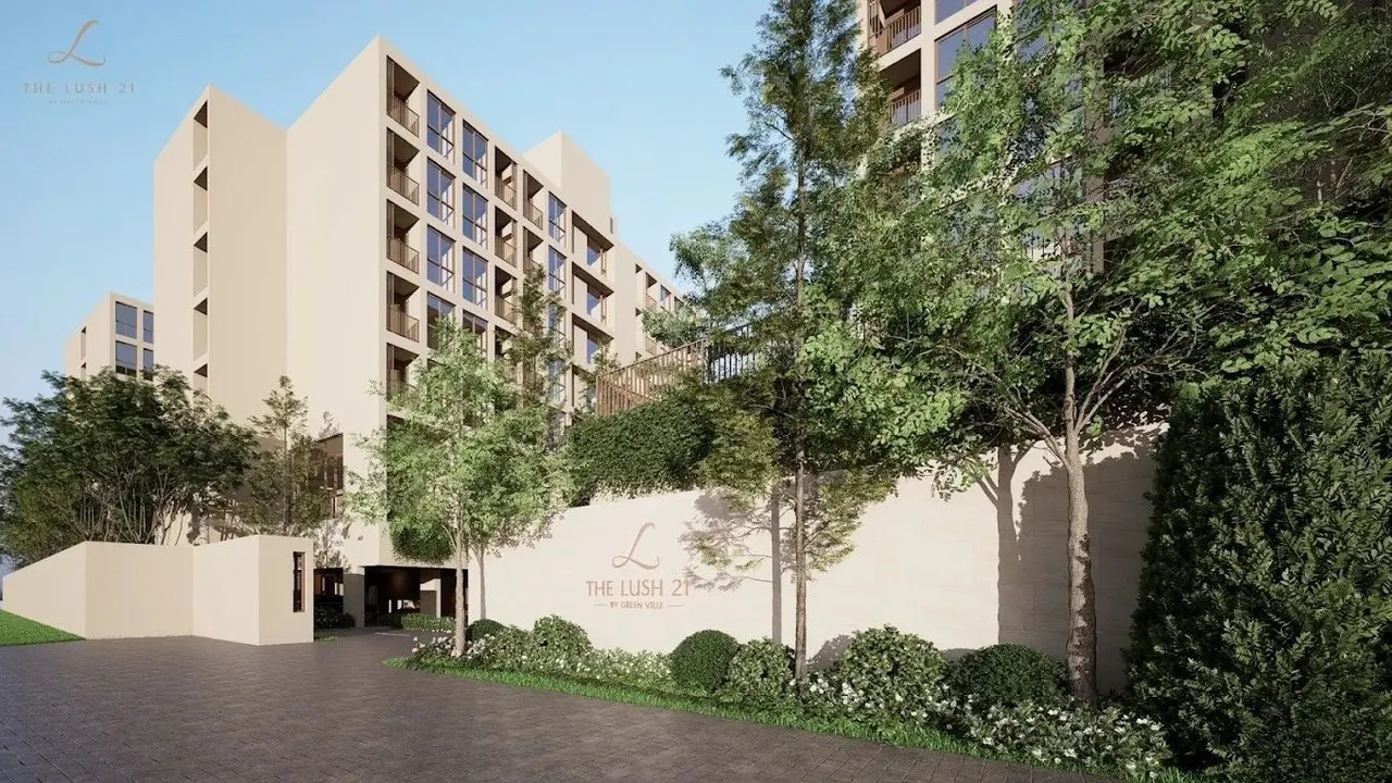 The Lush 21 Condominium