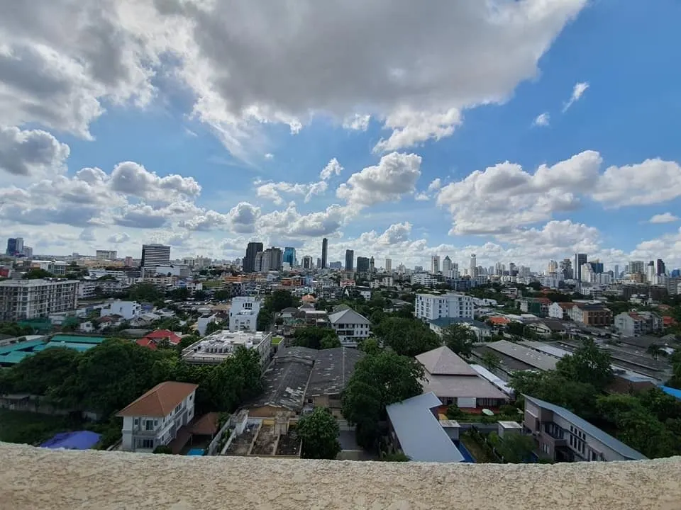 Condo · 2 bd · 1 ba · 75 m²