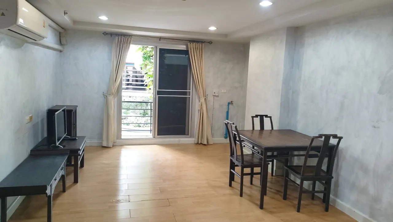2 ch. · 1 sdb · 65 m²