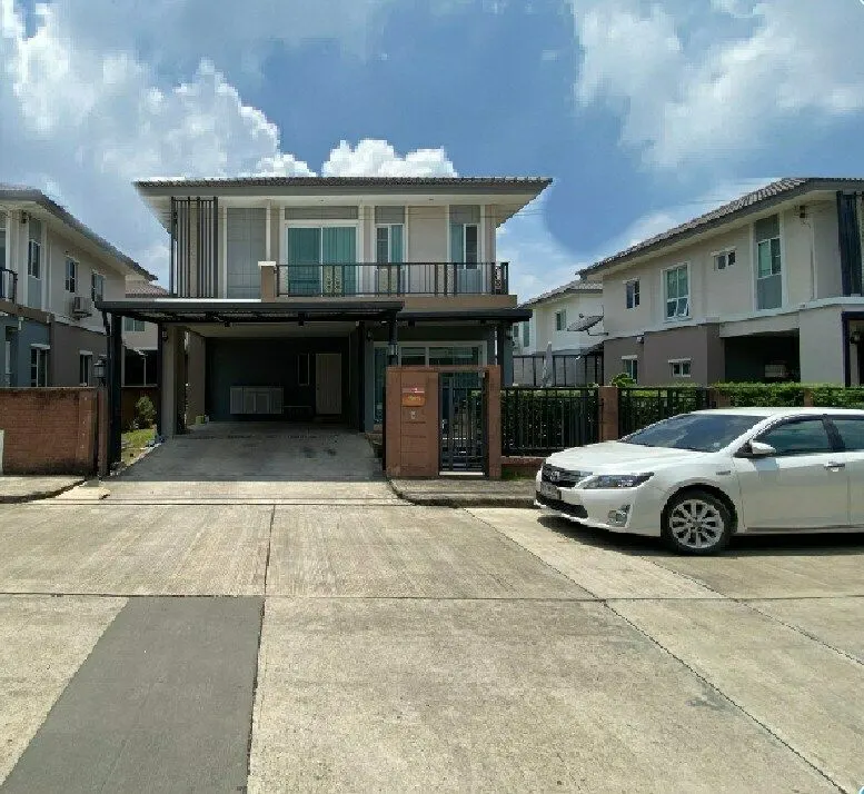 Passorn Prestige Luxe Pattanakarn 38