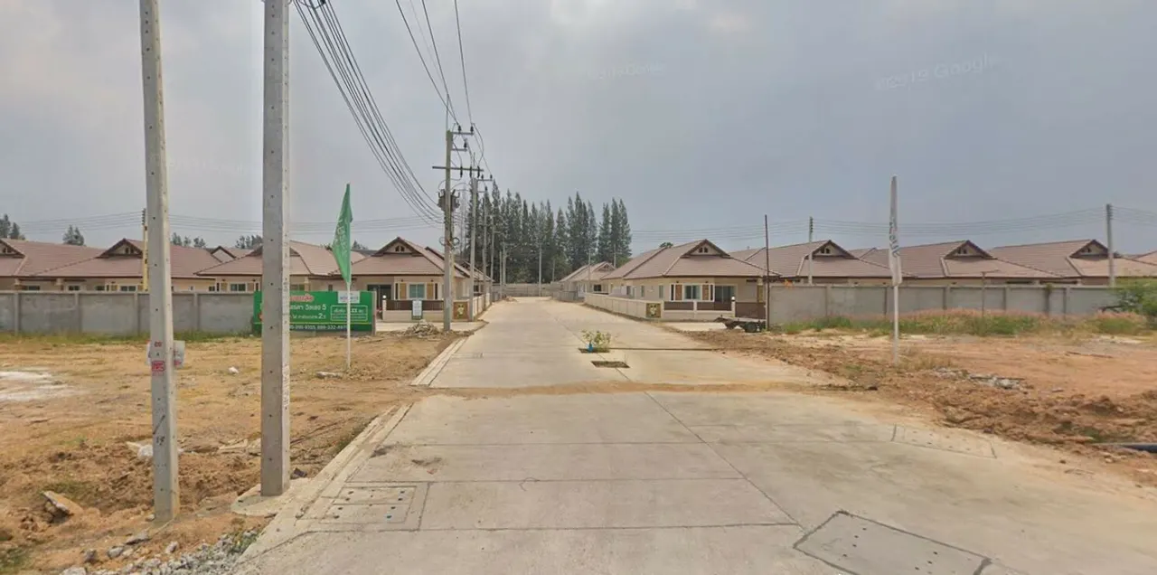 Lapatrada Village 5