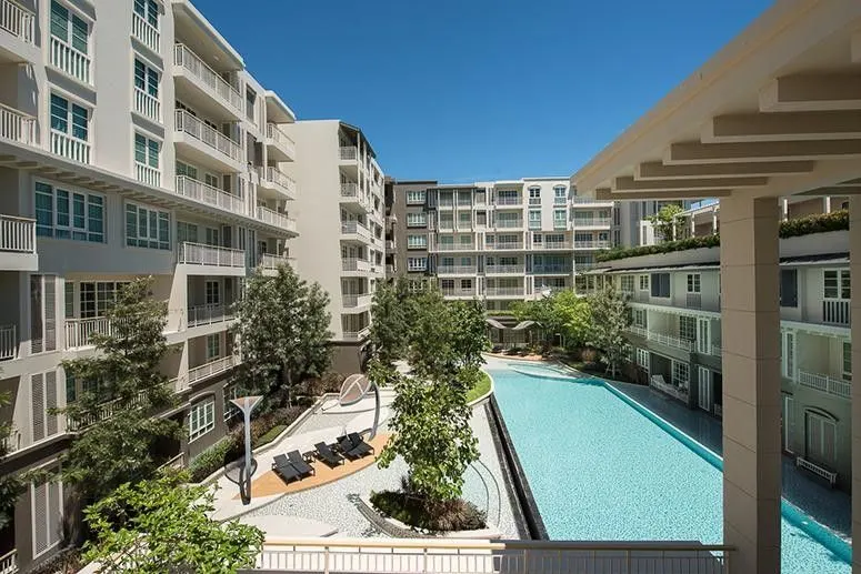 Autumn Condominium
