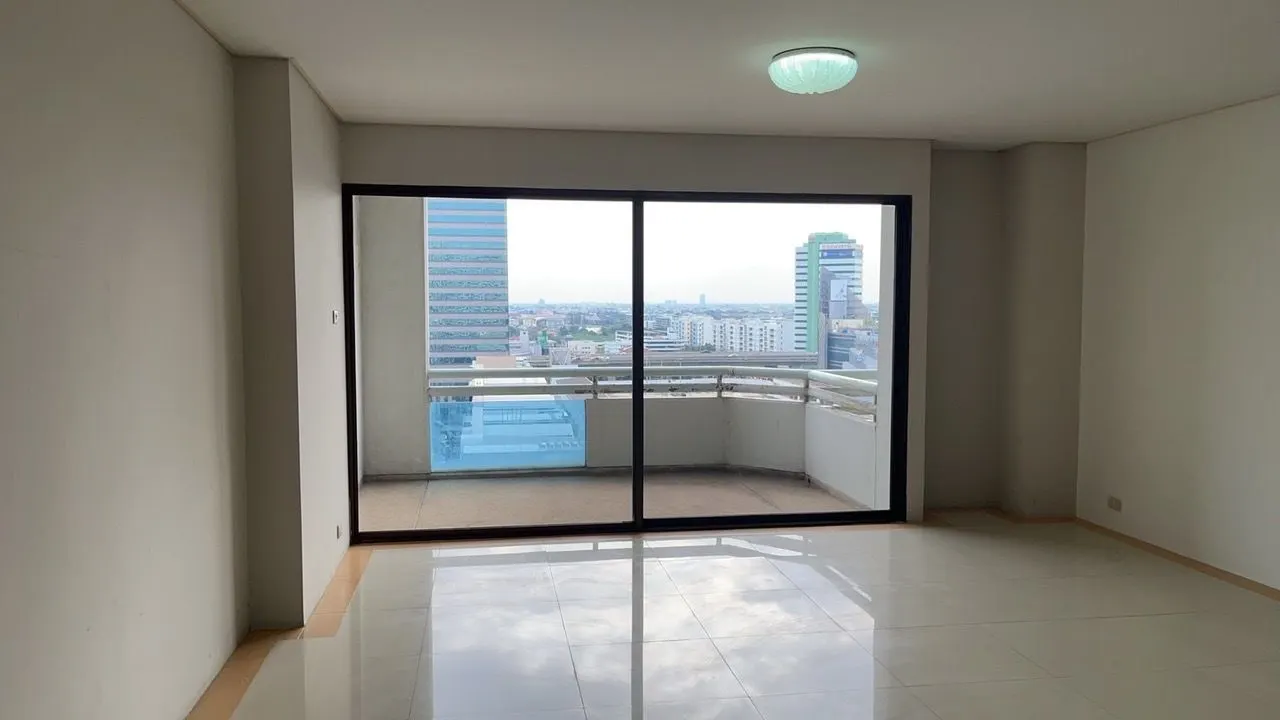 Condo · 1 卫 · 60 m²