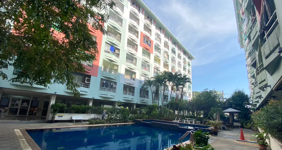 Studio One Zone Condo